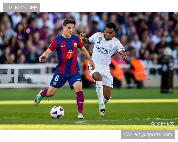 撕开防线送直塞创造威胁 本赛季小罗较以往更像组织者