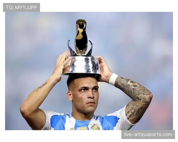 劳塔罗世界杯表现低迷的深层原因：能力断点、战术适配与角色限制